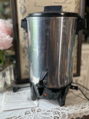 Vintage West Bend Party Perk 12-30 Cup Aluminum Coffee Maker weddings office